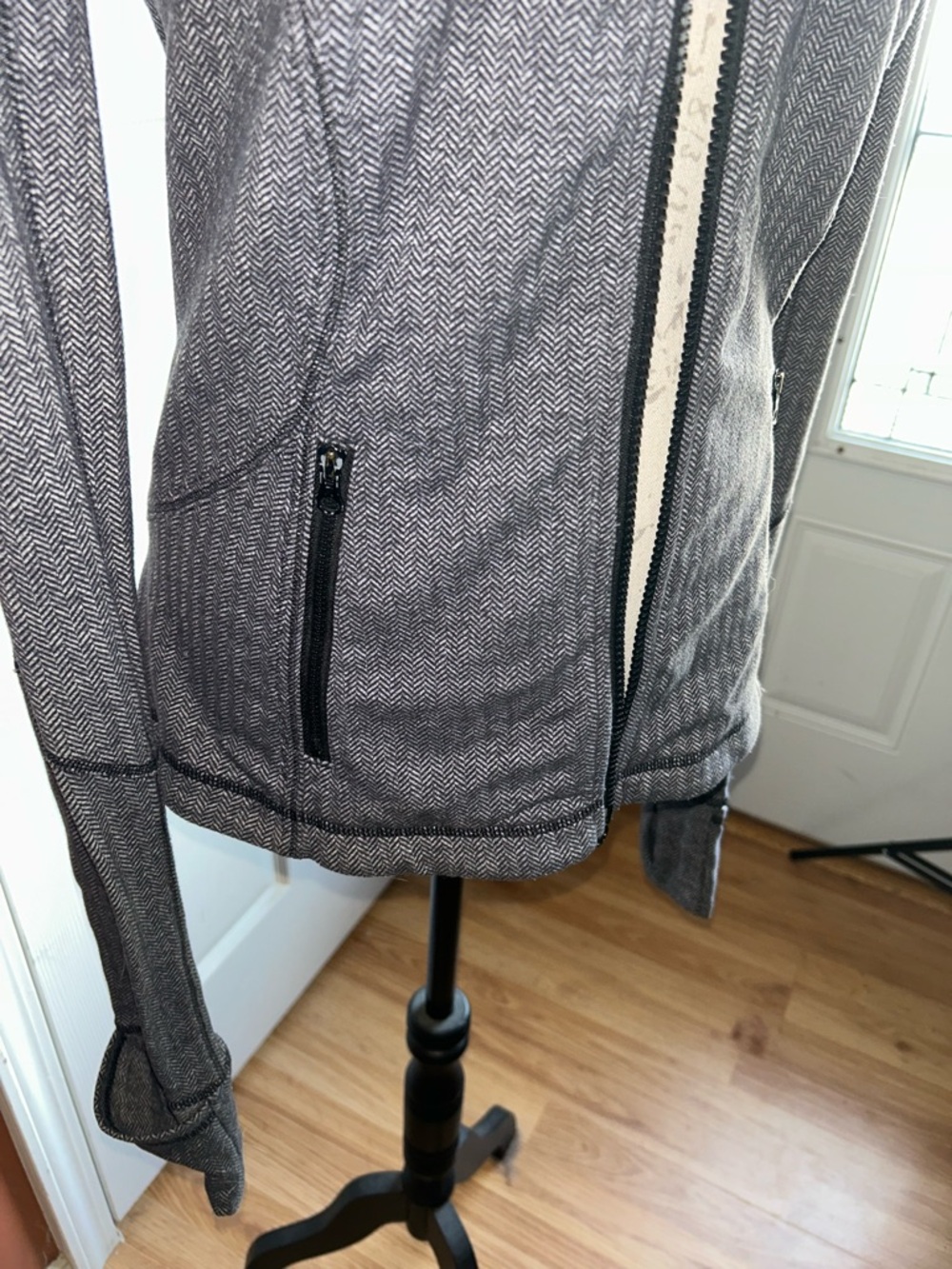 Lululemon Forme Herringbone Full Zip Jacket Athleticwear Athleisure Grey - Picture 7 of 10